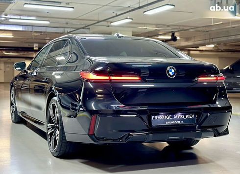 BMW 7 серия 2023 - фото 24