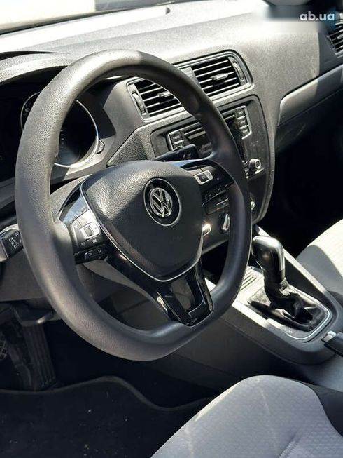 Volkswagen Jetta 2016 - фото 7