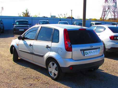 Ford Fiesta 2008 - фото 2