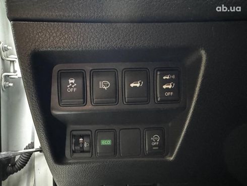 Nissan X-Trail 2016 белый - фото 14