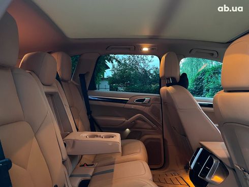 Porsche Cayenne 2017 черный - фото 31