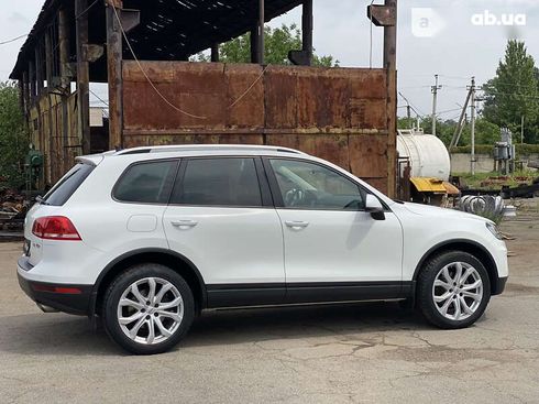 Volkswagen Touareg 2017 - фото 22