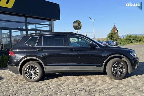 Volkswagen Tiguan 2017 - фото 8