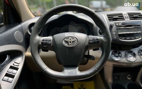 Toyota RAV4 2012 - фото 14