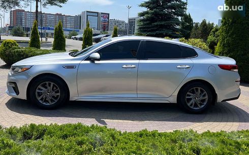 Kia Optima 2020 - фото 4