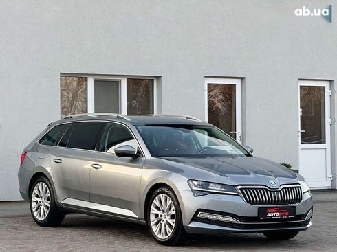 Skoda Superb 2020 - фото 2