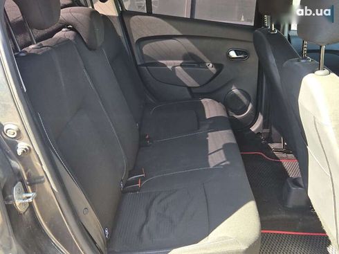 Renault Logan 2021 - фото 14