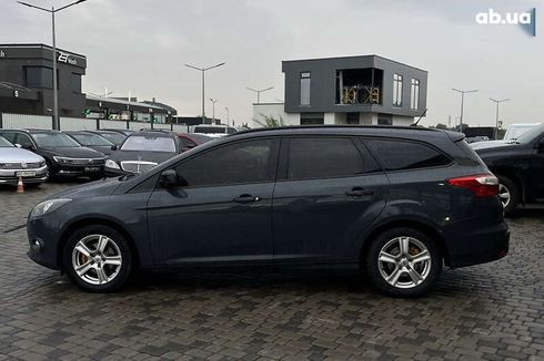 Ford Focus 2011 - фото 4