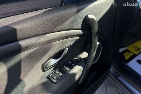 Renault Megane 2010 - фото 17