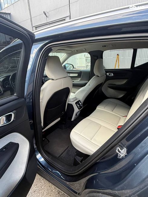 Volvo XC40 2019 - фото 14