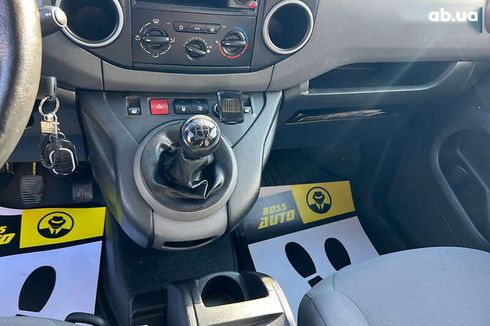 Peugeot Partner 2014 - фото 11