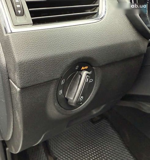 Skoda Octavia 2019 - фото 21