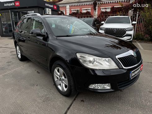 Skoda Octavia 2012 черный - фото 9