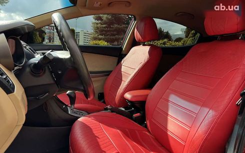 Hyundai Elantra 2013 - фото 18