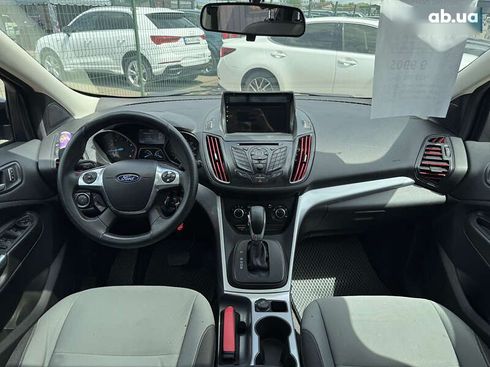 Ford Escape 2015 - фото 24