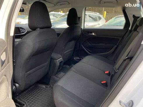 Peugeot 308 2015 - фото 12