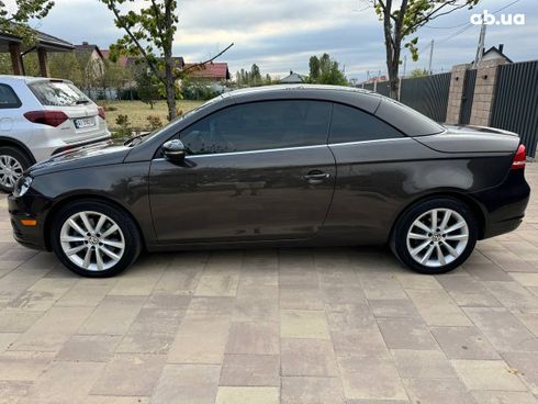 Volkswagen Eos 2015 коричневый - фото 15