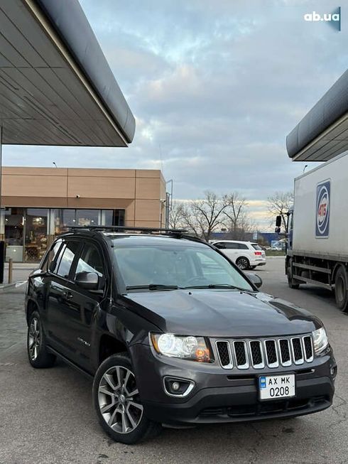 Jeep Compass 2015 - фото 8