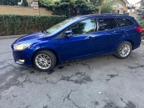 Ford Focus 2017 синий - фото 8