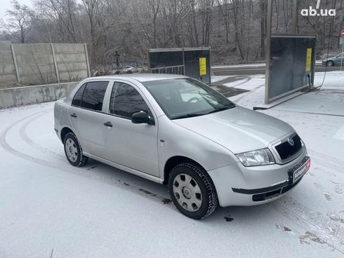 Skoda Fabia 2002 серый - фото 4