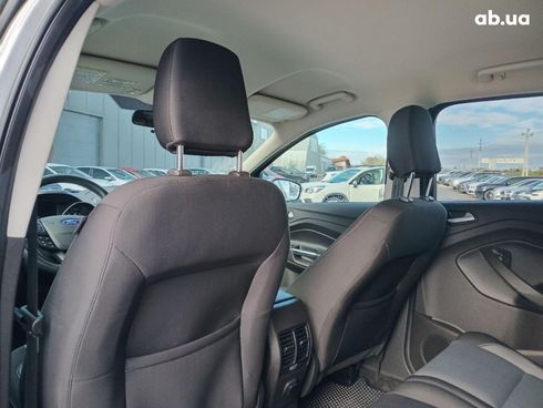 Ford Escape 2019 серый - фото 17