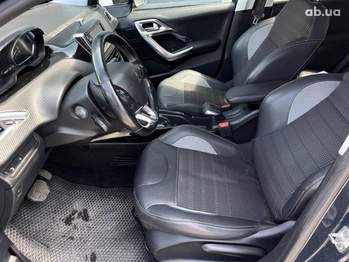 Peugeot 2008 2018 серый - фото 10