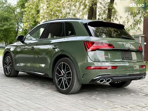 Audi SQ5 2021 - фото 18