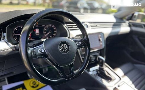 Volkswagen Passat 2018 - фото 20