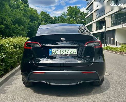 Tesla Model Y 2021 - фото 7