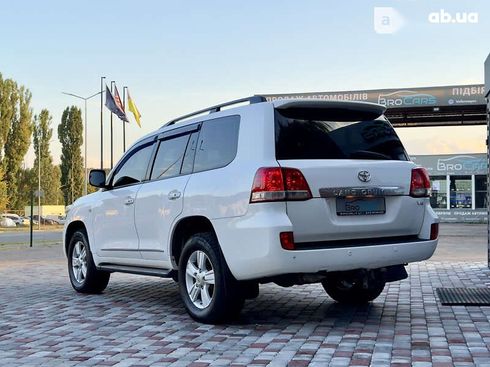 Toyota Land Cruiser 2010 - фото 25