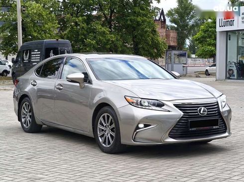 Lexus ES 2018 - фото 5