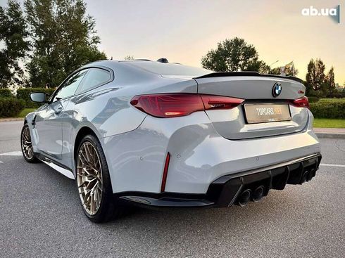 BMW M4 2025 - фото 8