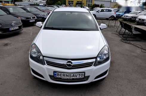 Opel Astra 2013 - фото 4