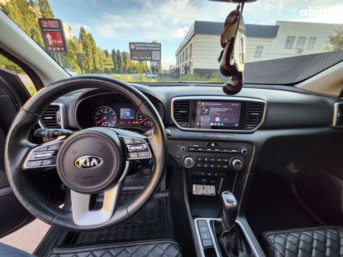 Kia Sportage 2021 серый - фото 9