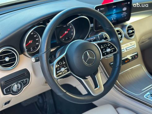 Mercedes-Benz GLC-Класс 2021 белый - фото 23