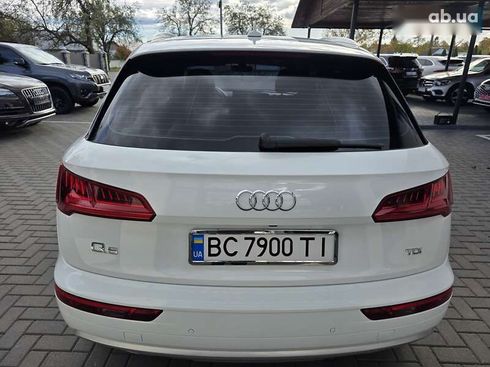 Audi Q5 2017 - фото 19