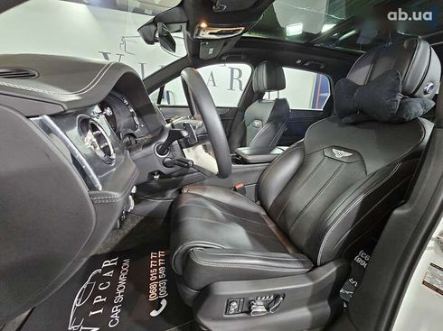Bentley Bentayga 2021 - фото 22