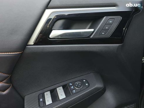 Mitsubishi Outlander 2023 - фото 13