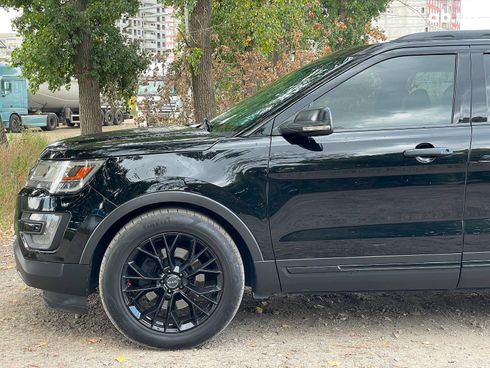 Ford Explorer 2016 черный - фото 16