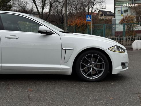 Jaguar XF 2013 белый - фото 9