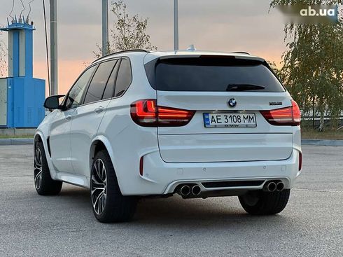 BMW X5 2015 - фото 29