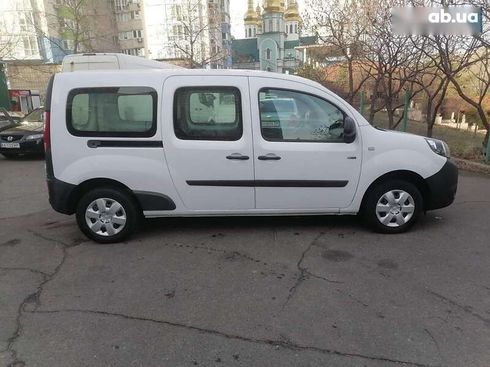 Renault Kangoo 2019 - фото 11