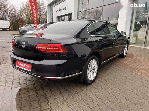 Volkswagen Passat 2018 - фото 8