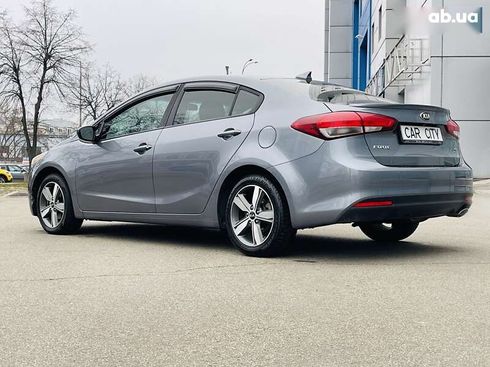 Kia Forte 2018 - фото 3