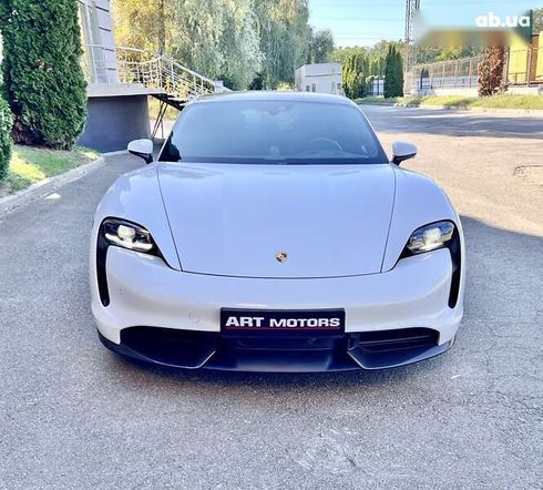 Porsche Taycan 2020 - фото 8