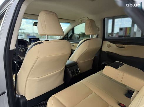 Lexus NX 2016 - фото 27