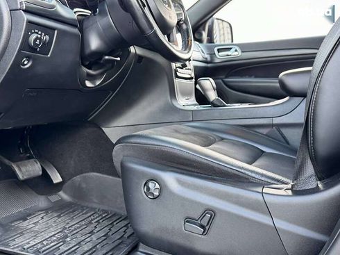 Jeep Grand Cherokee 2019 - фото 23