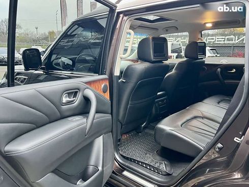 Infiniti QX80 2017 - фото 29