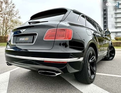 Bentley Bentayga 2018 - фото 18