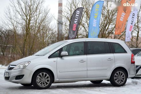 Opel Zafira 2011 - фото 15